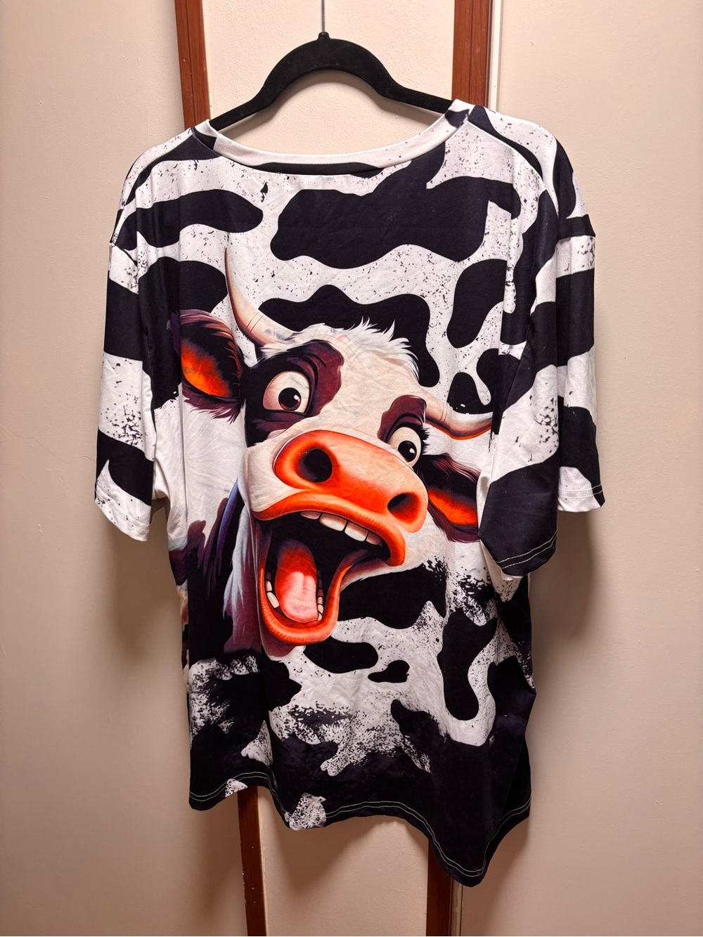 Cow Graphic Short Sleeve Tee - White & Black